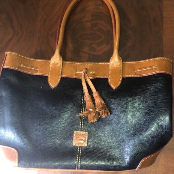 Dooney and Bourke Medium Tote Bag - Picture 1 of 5